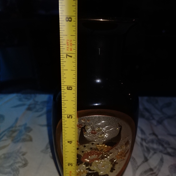 Japanese Vase - Picture 7 of 8